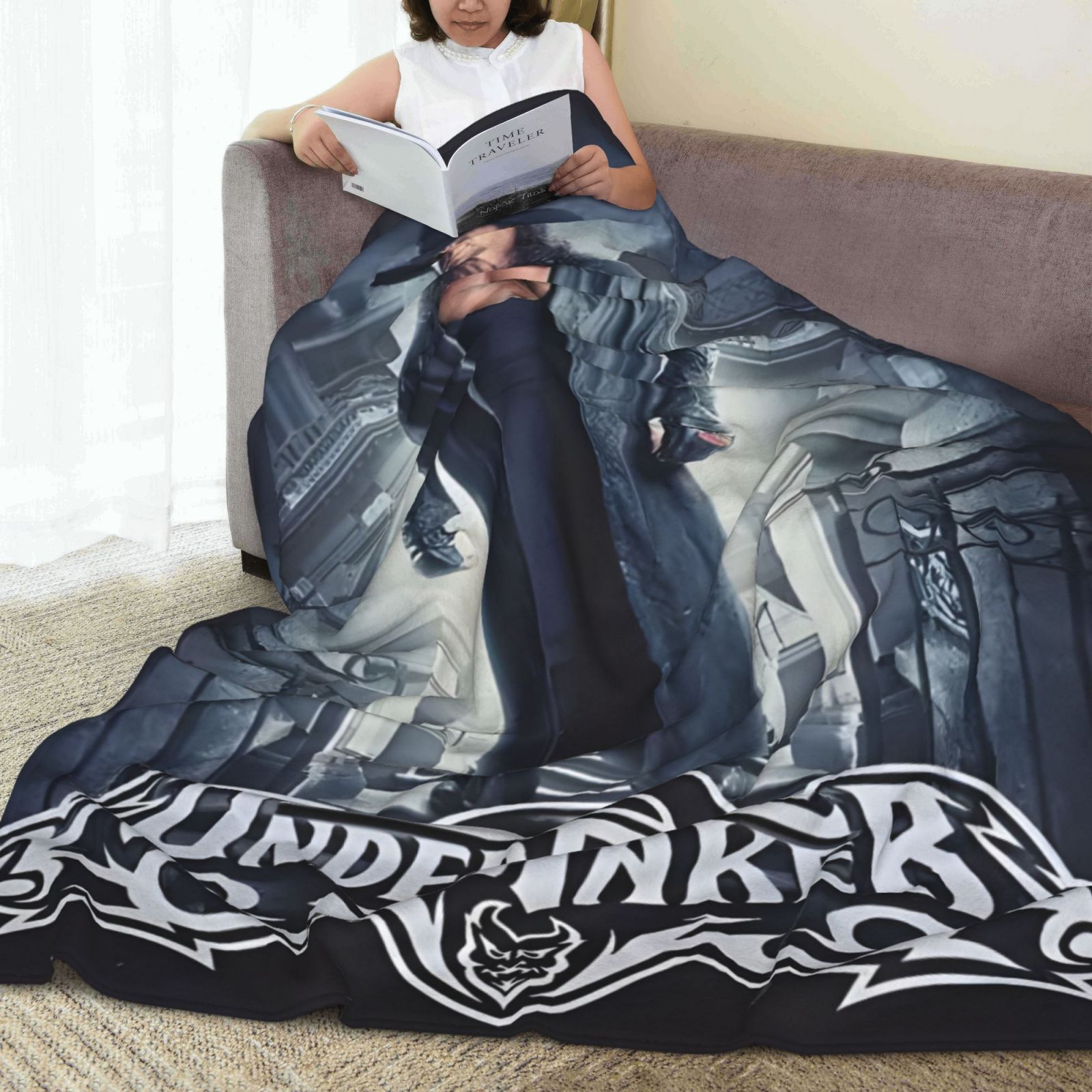 

Soft Texture] Gothic " " Art-themed Fleece Blanket - Lightweight, Polyester Throw With Vibrant, Gothic Design - Ideal For Camping, Travel, And Home Use, Goth Blanket