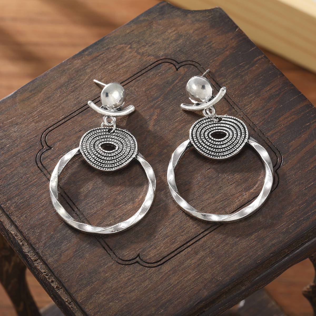 TEMU Vintage Hoop Spiral Pattern Creative Stud Earrings, Bohemian Ethnic Style, Parties, Evening Events, Daily Wear, Commemorative Jewelry, And