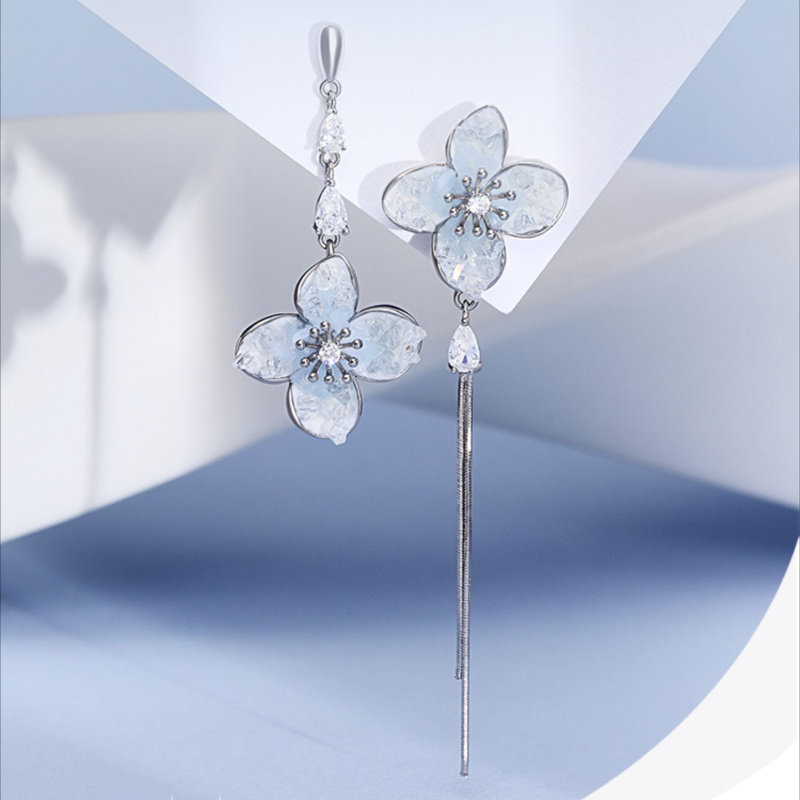 E-shop 2 Stück/1 Paar Künstliche Kristall-inspirierte zerbrochene Eis-Design Ohrstecker, pastellblaue Blumenohrringe mit Ombre-Quasten -2025 Neue