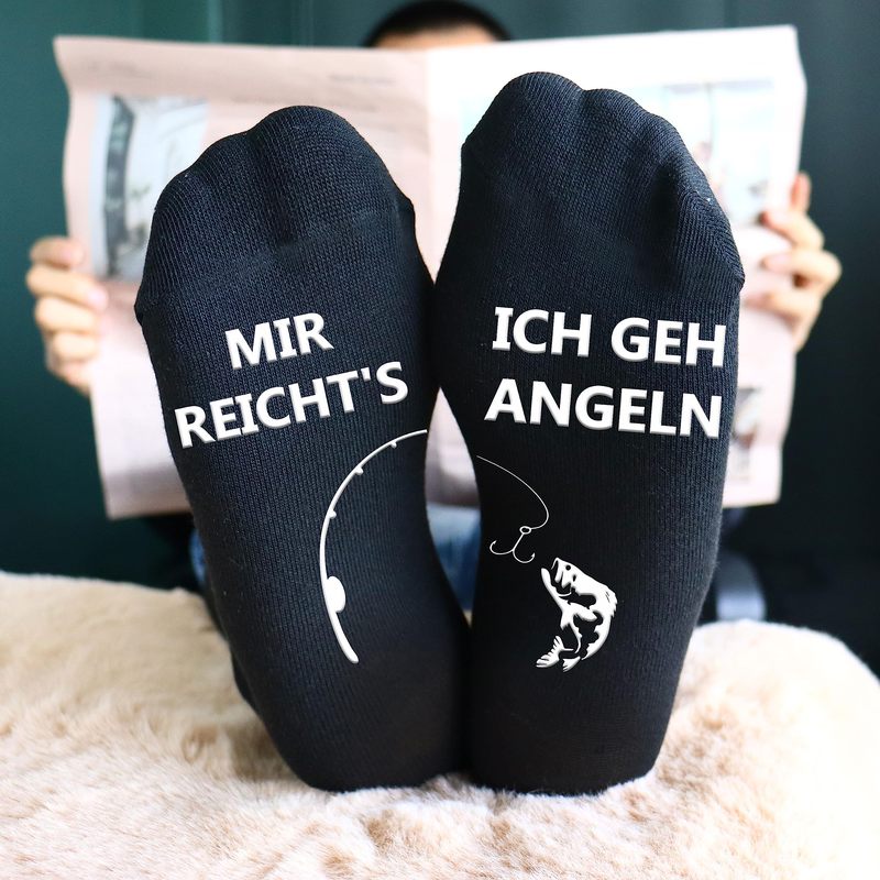 E-shop Ein Paar Socken mit der "Ich habe genug, ich gehe angeln" - ein einzigartiges und lustiges Weihnachtsgeschenk für Männer, die angeln. für Väter,