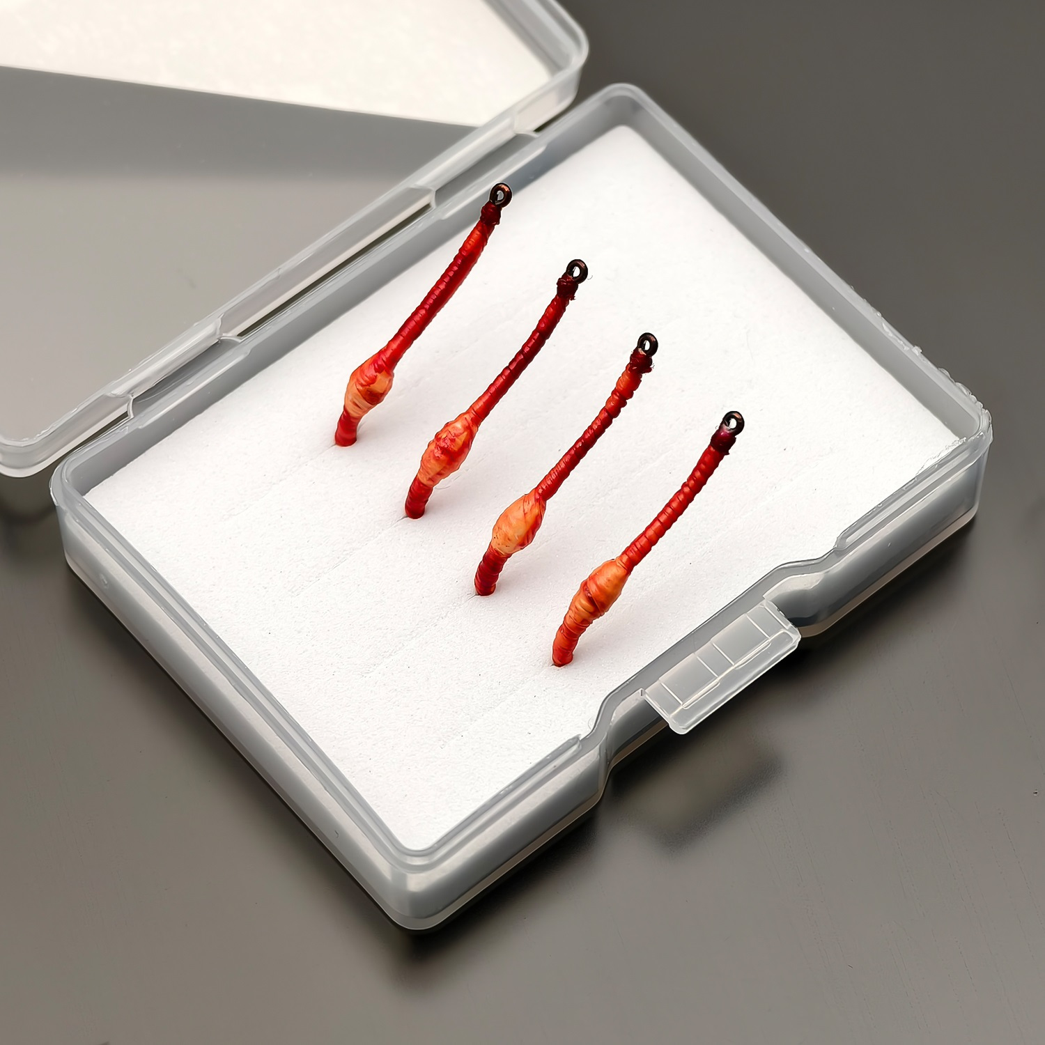 TEMU 4 Stk. ANFS Fliegen zum Fliegenfischen - Realistische Bionische Forellenfliegen mit Kohlenstoffstahlhaken & Künstliches Rayon, Rotes/Oranges