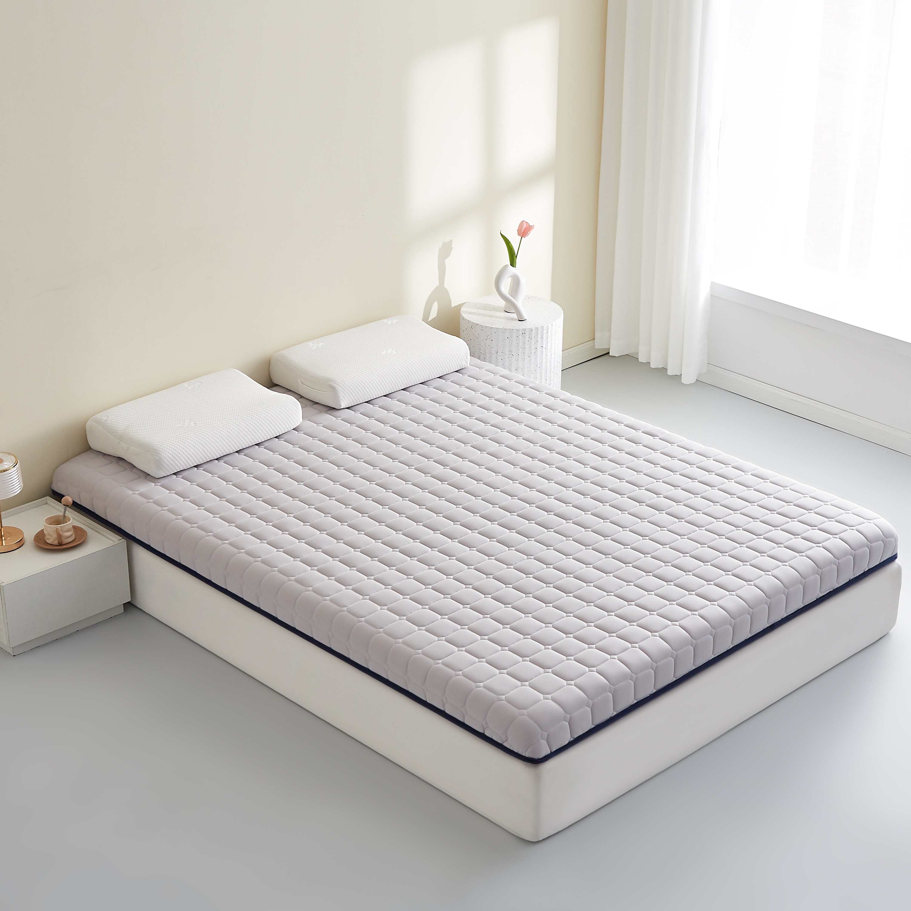 1pc 4cm Memory Foam Mattress Topper - High-Density Support, Slow Rebound Comfort, Soft Quilted Surface, Breathable Mesh Sides, Foldable Portable Bed Pad, Durable All-Season Bedding for Bedroom, Dorm, Guest Room & Travel