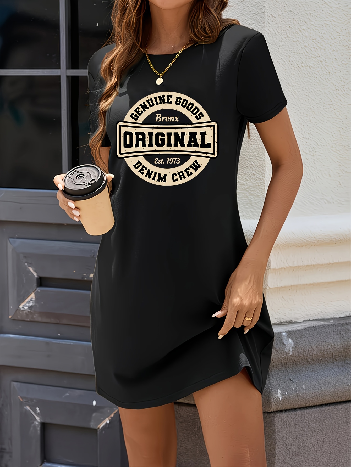 This Dress Features a Round Neck And * Sleeves, Made from * Denim with a  Vintage Bronz Print. It * Pockets, Making It Ideal for Casual Summer Wear  at Home Or *. Its Breathable Fabric Is Perfect for *