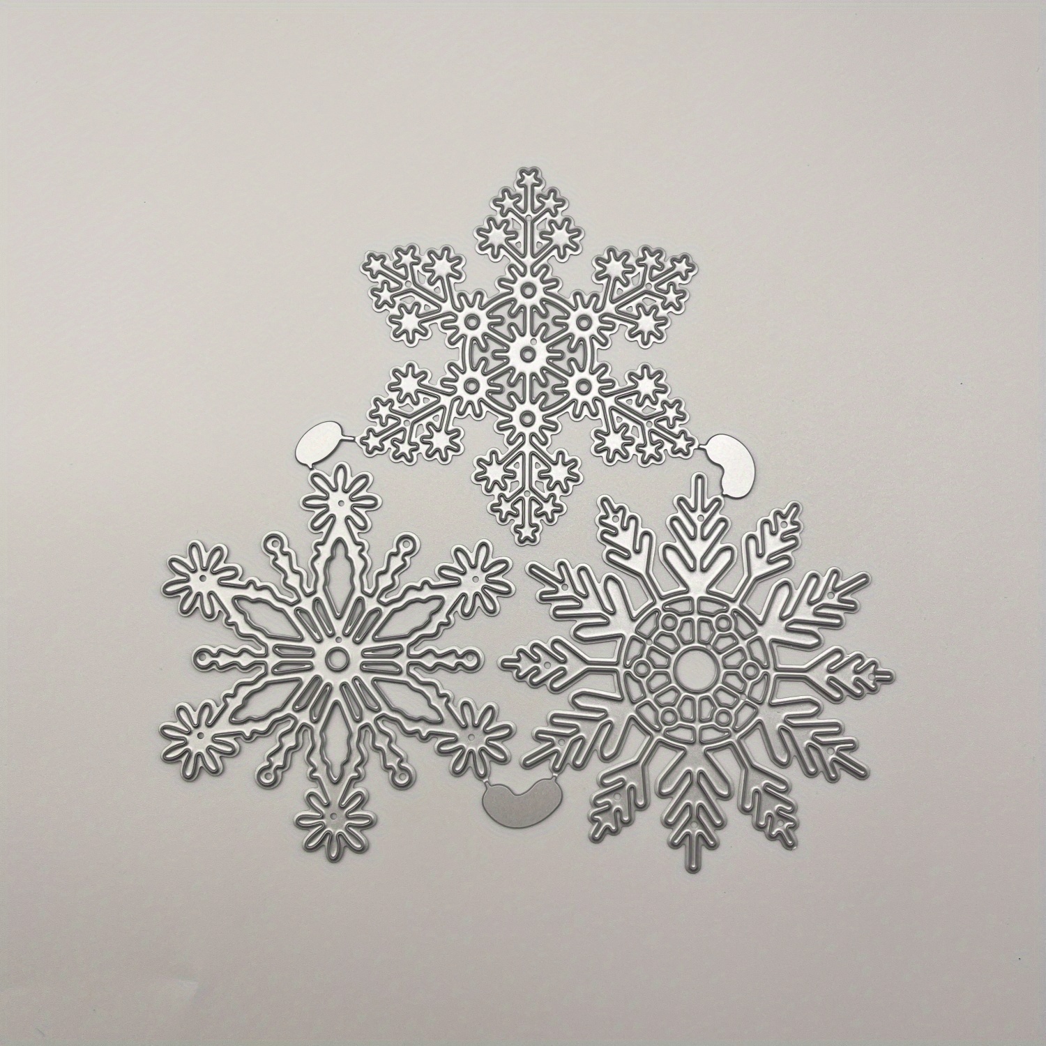 TEMU [christmas] [winter] 1pc Metal Cutting Dies With Christmas Snowflake Metal Cutting Dies For Card Making, Snowflake Christmas Hanging Ornaments