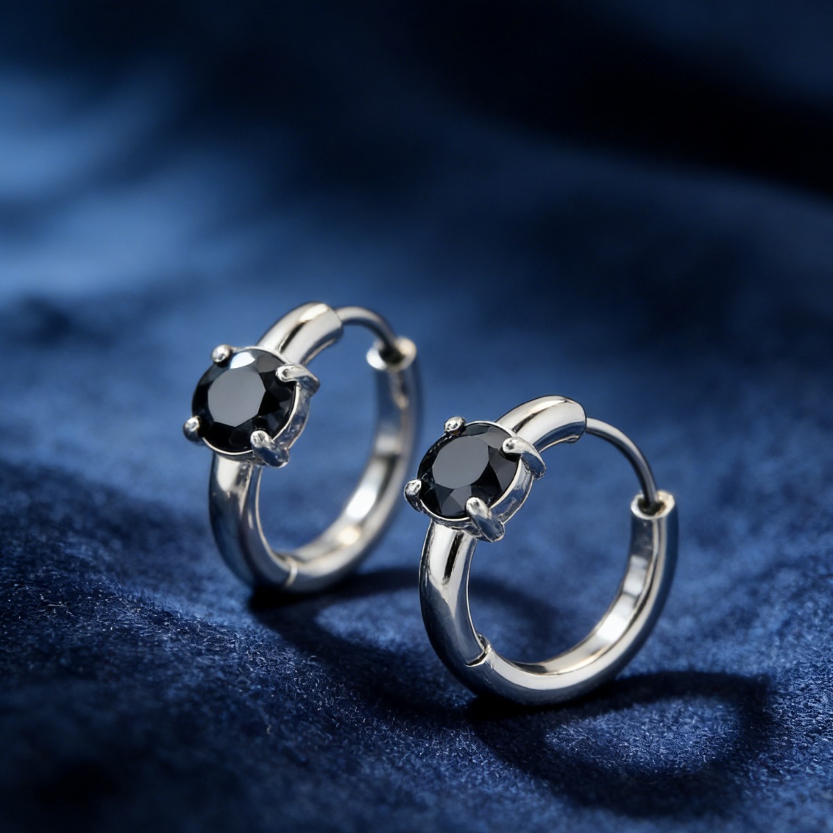 Women's Sparkling Round Cut Black Moissanite Stud Earrings