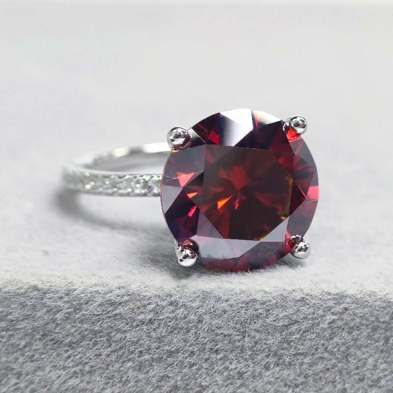 5.0 Carat 925 Silver Elegant Red Moissanite Micro-set Ring, Gift Choice
