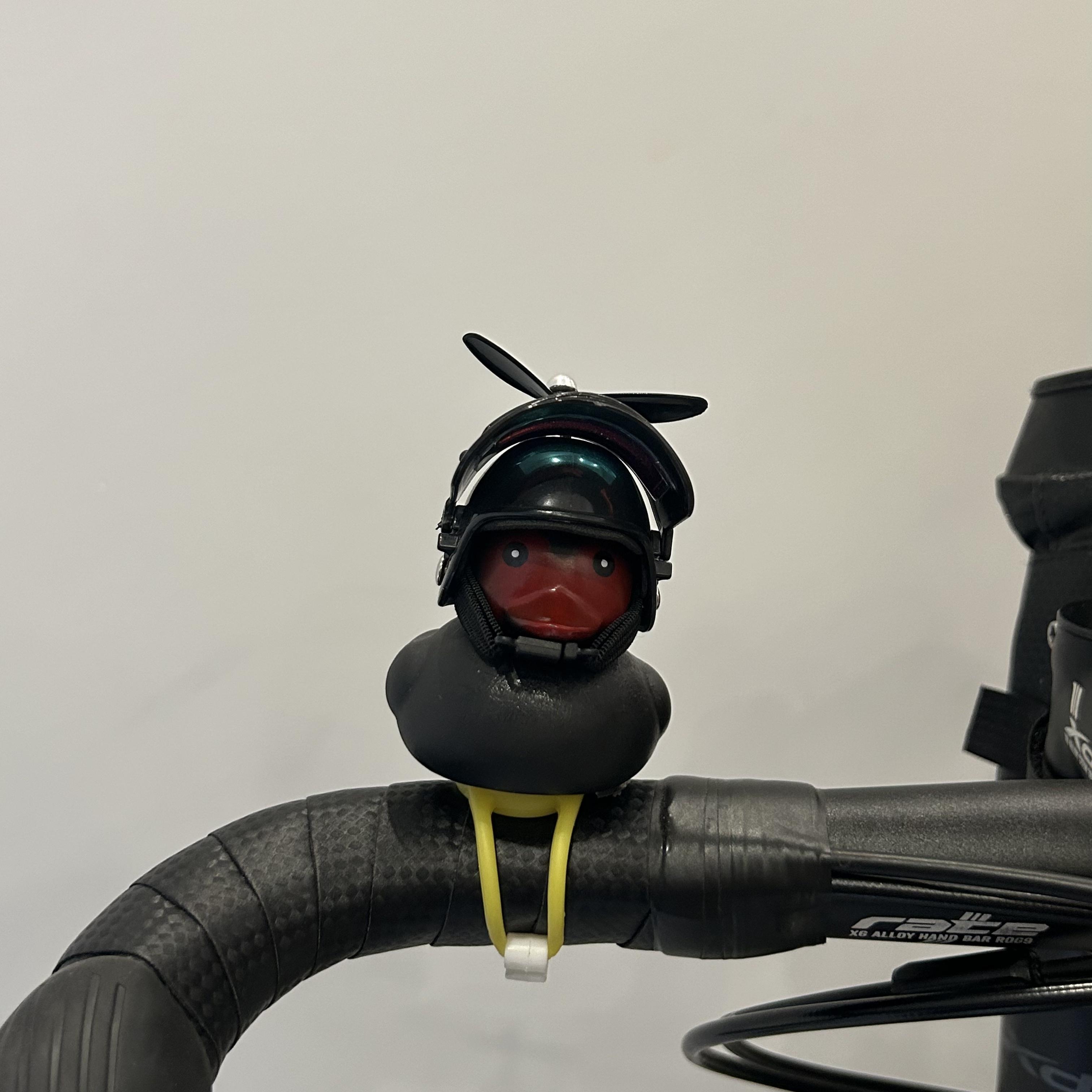 Image of 1/2pcs Duck Bicycle Handlebar Decoration - With Propeller And Horn - And Black, Perfect For Bicycle Accessories, Bike Accessories | | Durable Plastic, Duck Decoration - Bicycle Bell