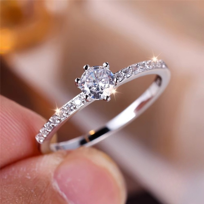 Women's 3 Carat Synthetic Zircon Ring, Sophisticated Design