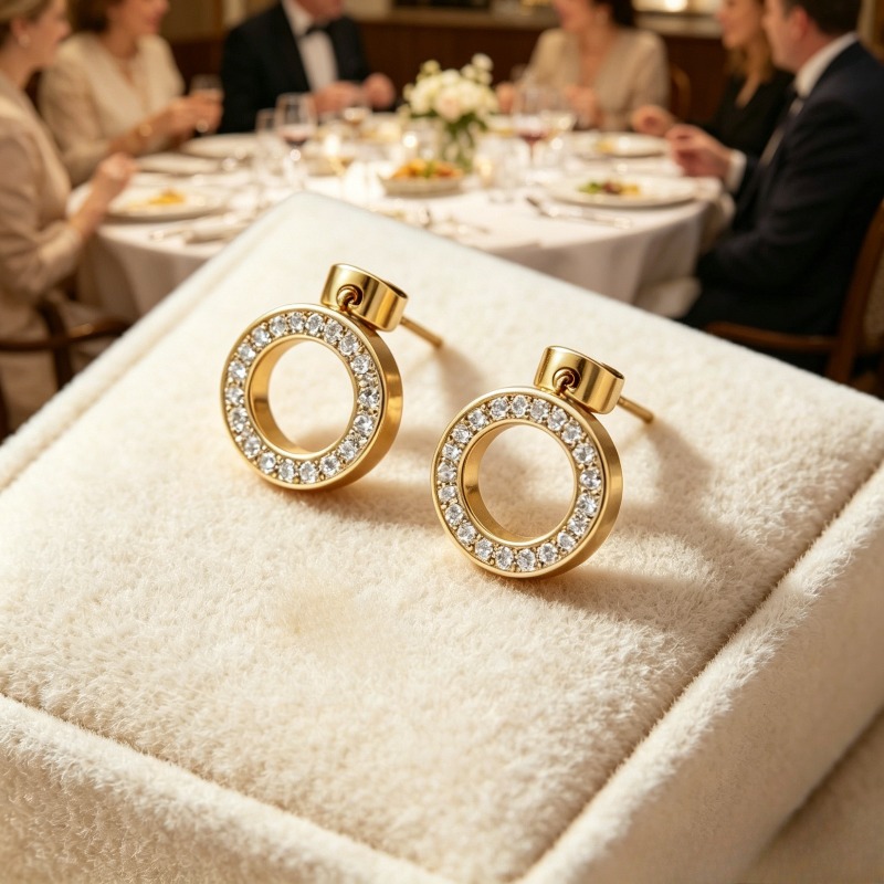 4pcs Simple Hoop-Shaped Cubic Synthetic Zirconia Jewelry Set