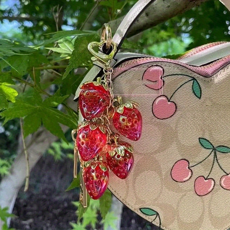 TEMU 1pc Realistic Strawberry Pendant - Heart-shaped Fruit Wallet Suitable For ' Keys, Bags, Backpacks - Cute Valentine' Day Gift Accessory, Decorative Strawberry