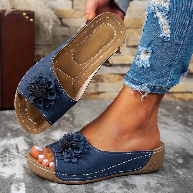 TEMU 4cm Elegant Women' Slippers With Floral Embellishments, Flat Heel, Artificial Upper, Easy Design, Suitable For Comfortable Summer Wear, Sandals