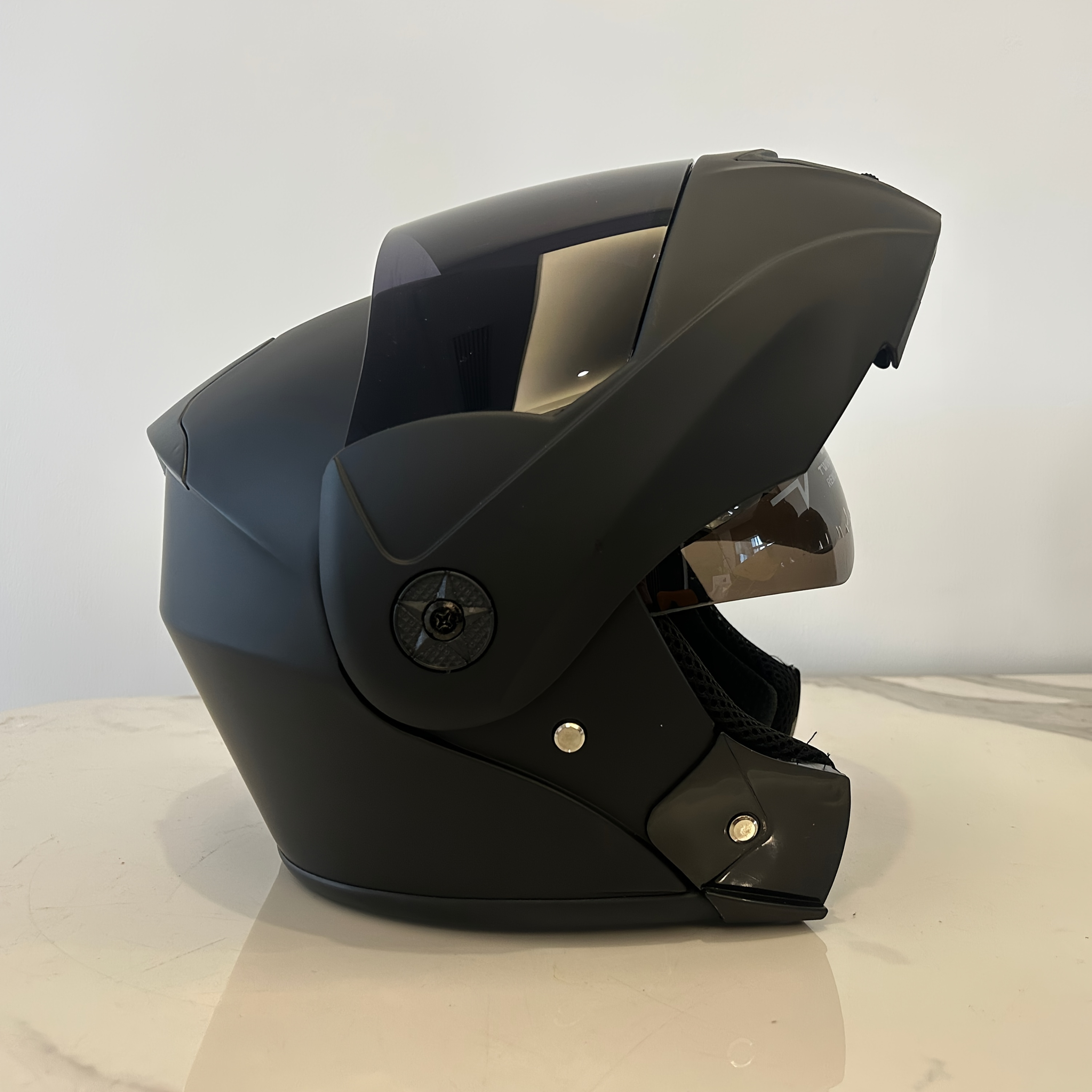 Matte Black Flip-Up Motorcycle with Double Visors - ABS Full Face Winter-Flip up Sports for Adults, Easy-Flip Visor Mechanism, Winter Riding, Sporty Style