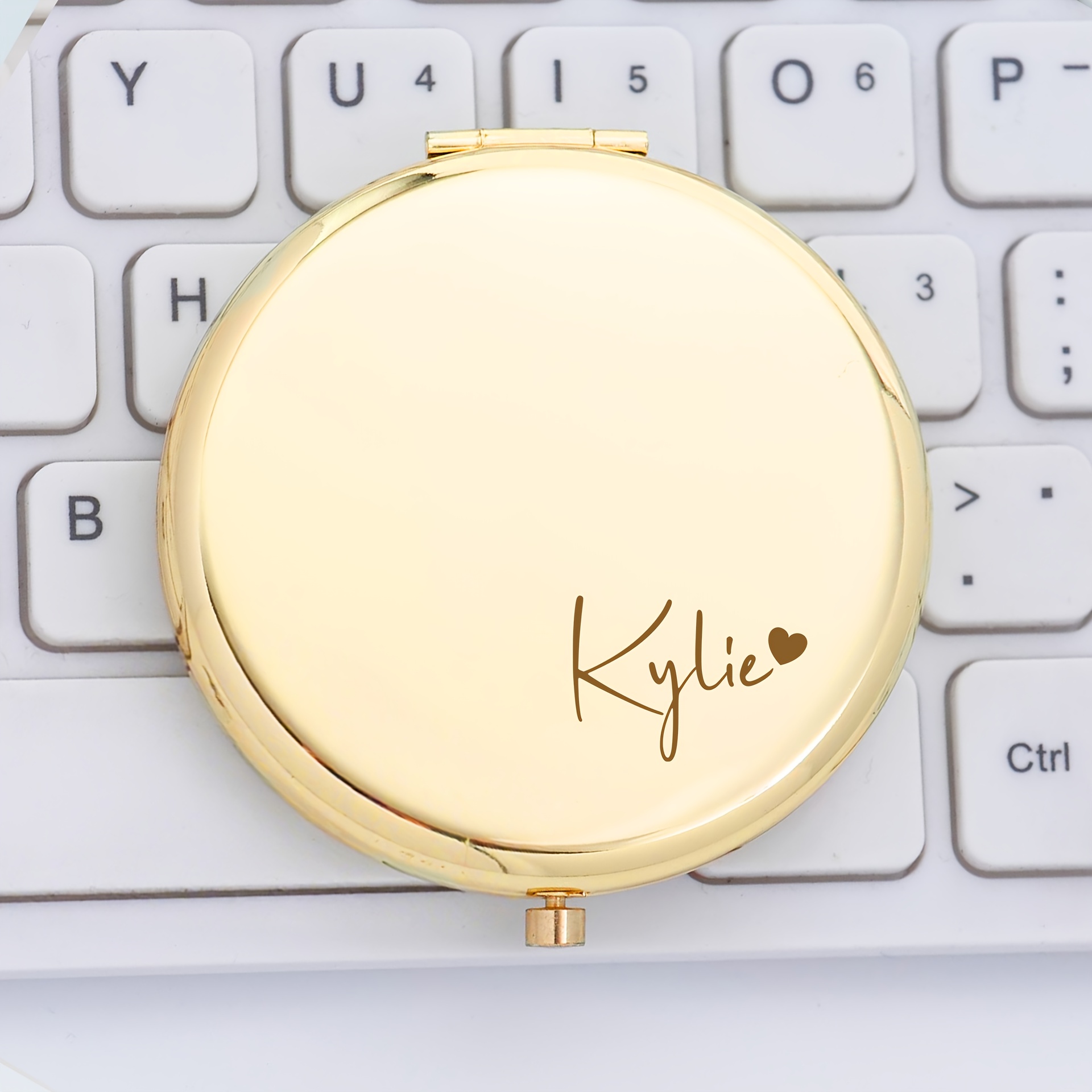 E-shop Personalisierter Herzförmiger Schminkspiegel mit individuellem Namen/Text Schreibweise – Tragbares Geschenk für Hochzeit/Brautjungfer/Braut,