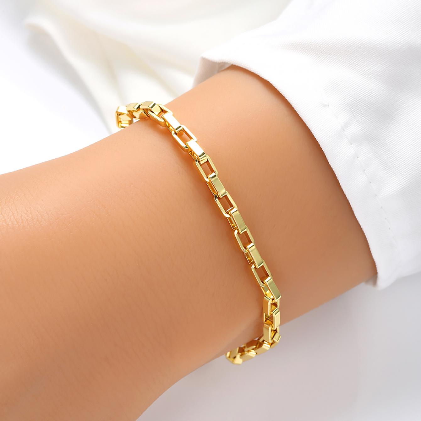 

Chic Minimalist Wide Link Chain Bracelet - Copper, Fashion Accessory For Women