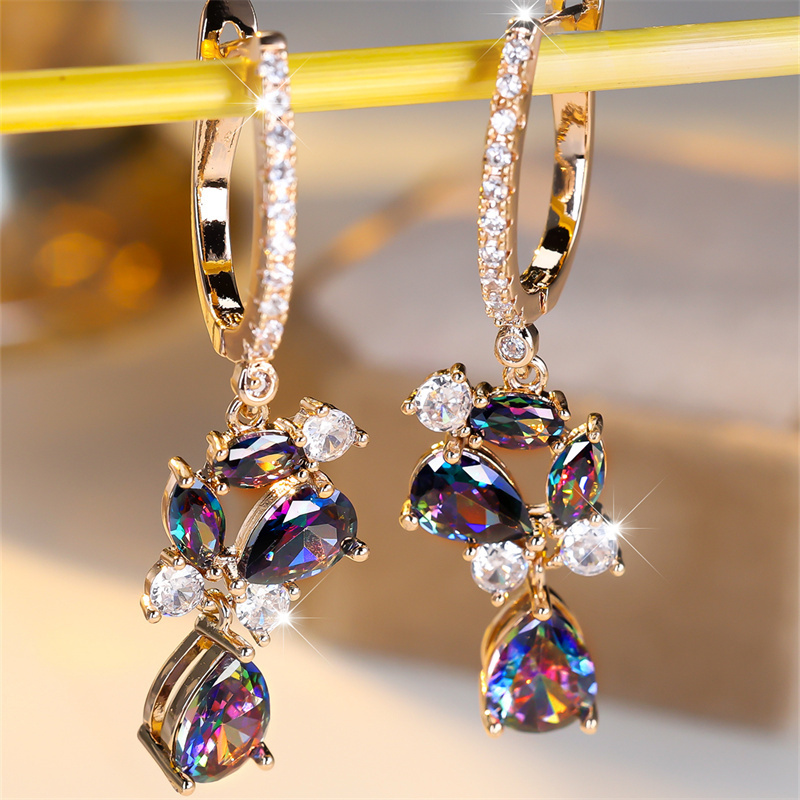 E-shop 1 Paar Elegante Blumen-Ohrringe - Goldfarbene Tropfensteine, Hochzeit, Valentinstag, Party-Schmuck – Ganzjähriges Blattblüten-Design für &