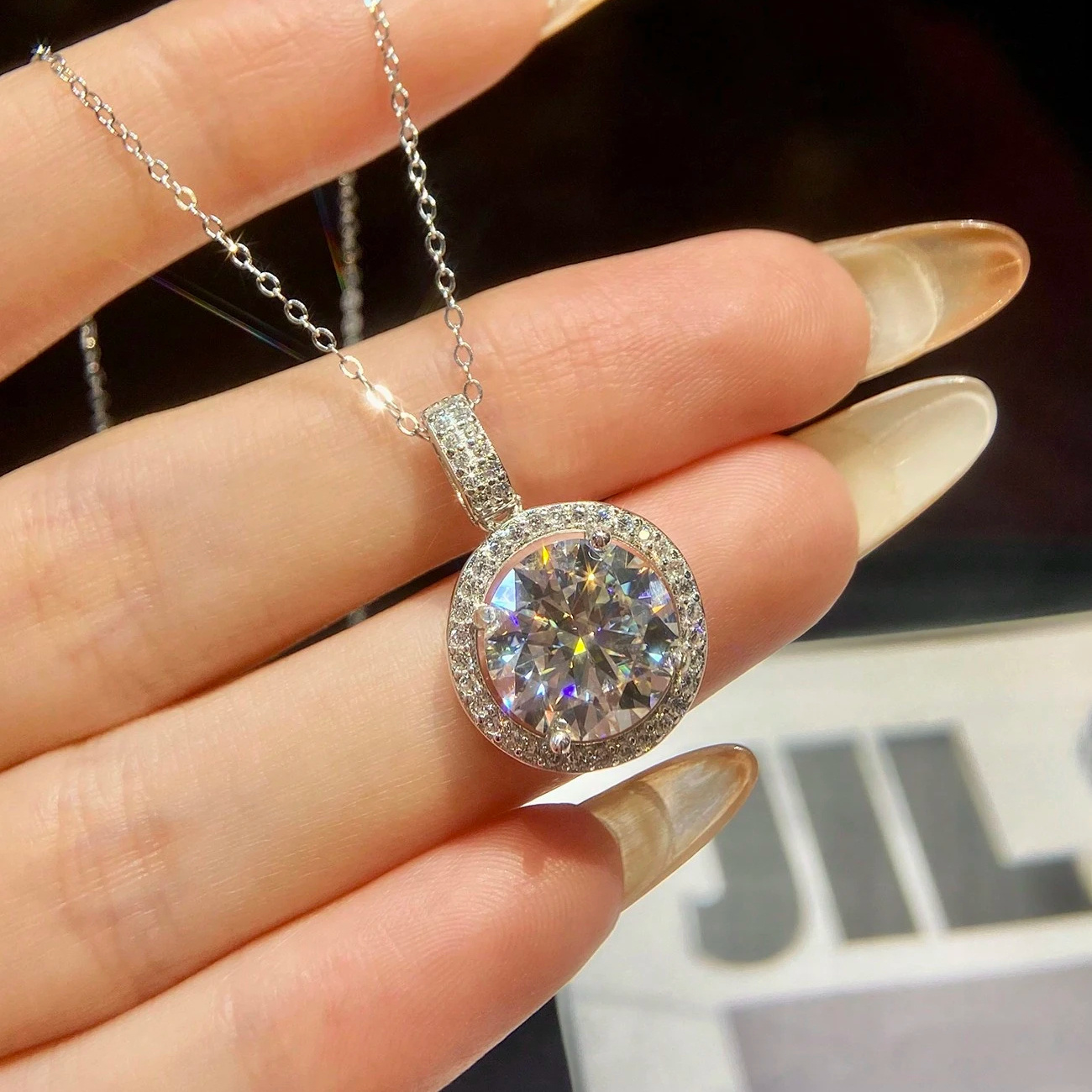 Women's 925 Silver Moissanite Pendant Necklace, Gala Ready