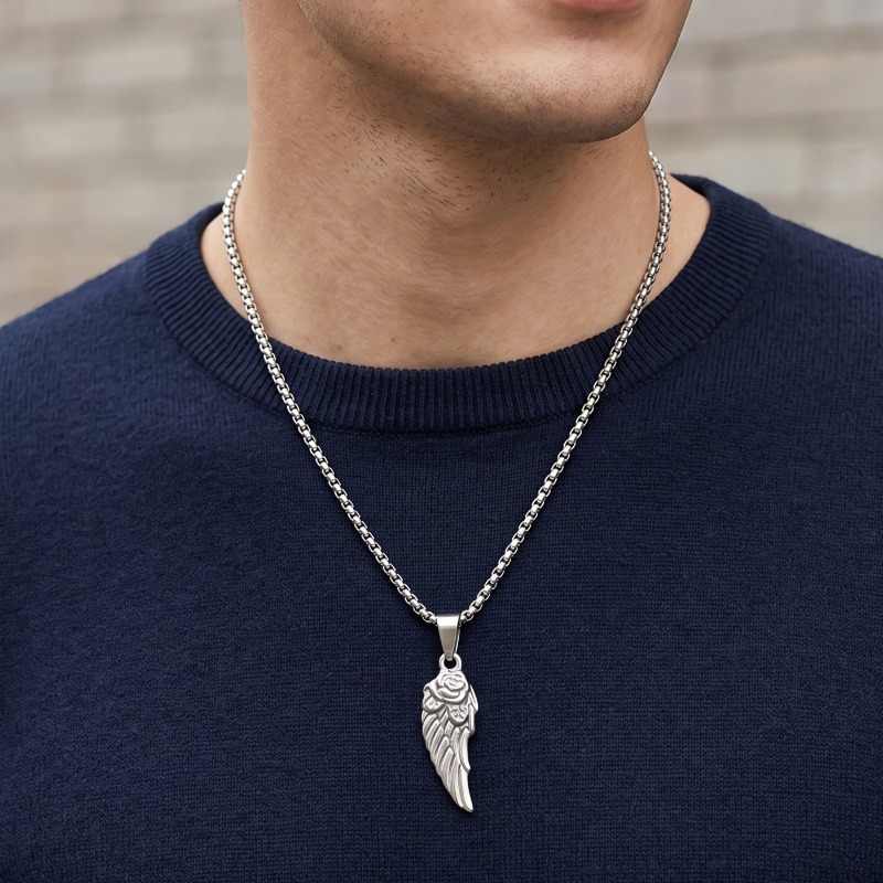 Fashionable Exquisite Wing Design Necklace, Unisex