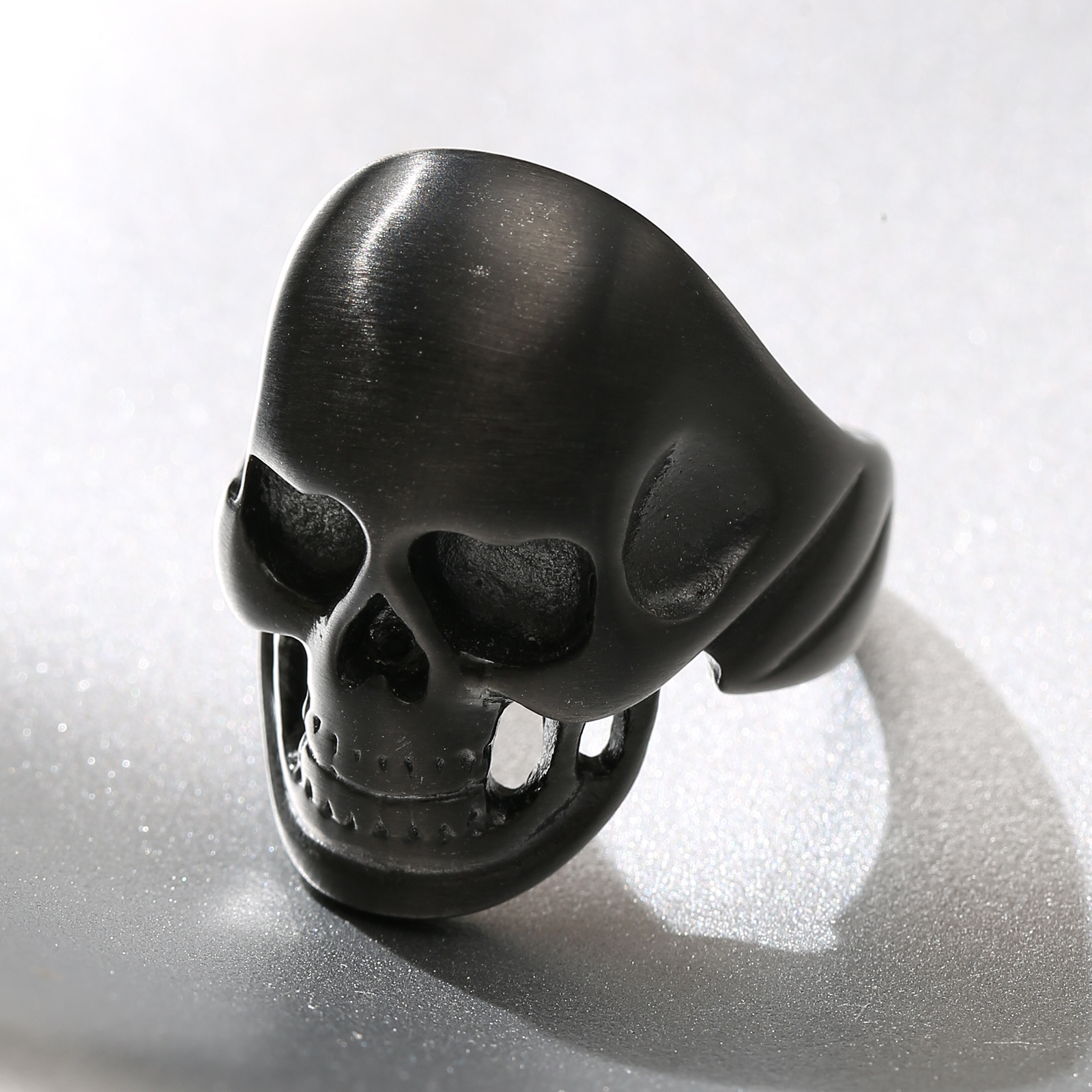 Image of Three-color Vintage 304l 304l Stainless Steel Skull Band Ring For Men, Trendy Fashion Style Wide Band, Edgy Streetwear Accessory, Without Battery