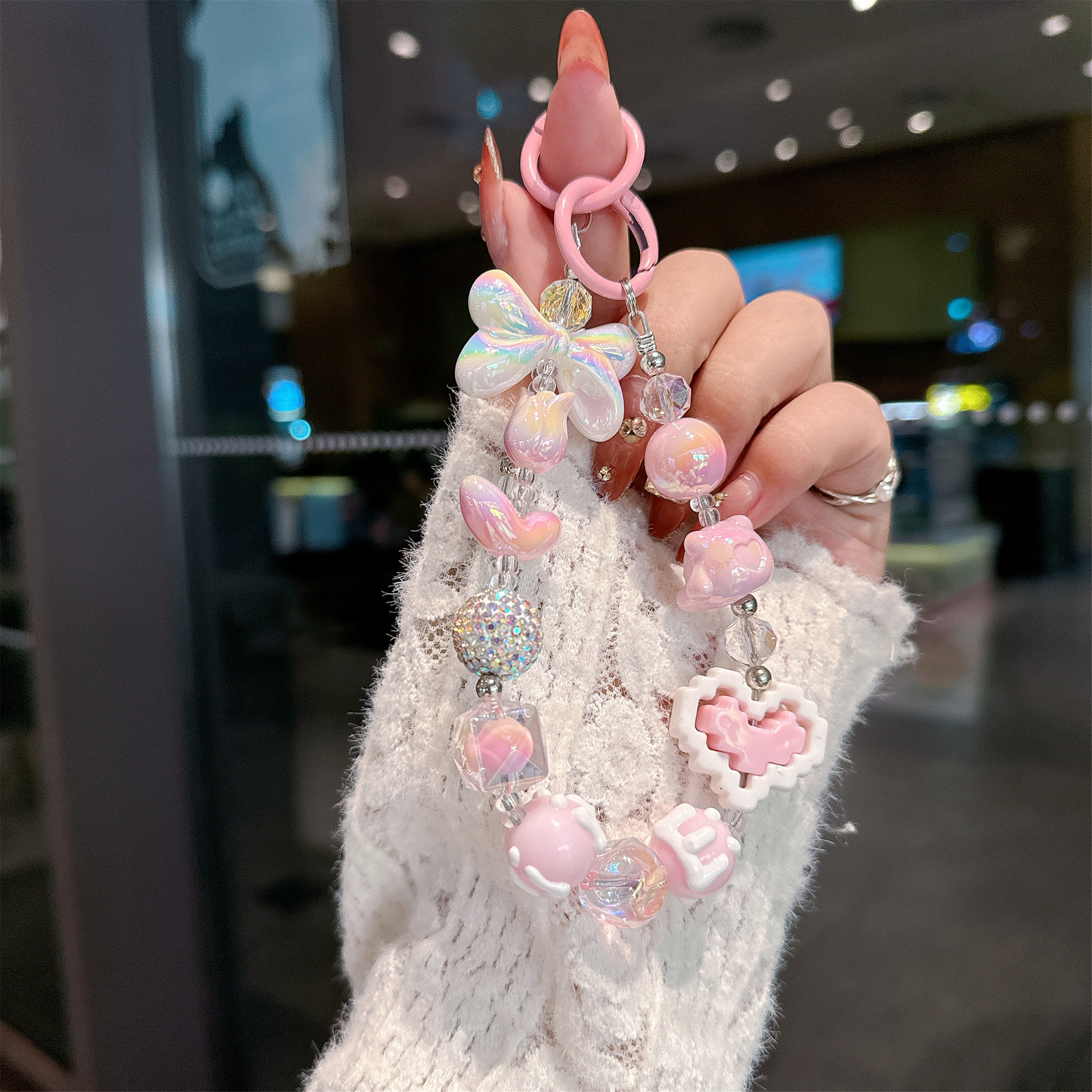 Image of Heart Beaded Phone Charm, Fashionable Lightweight Luxury, Short Clip-on , Universal Mobile Case Strap, Handmade Accessory For Handbags And Wrist Decor