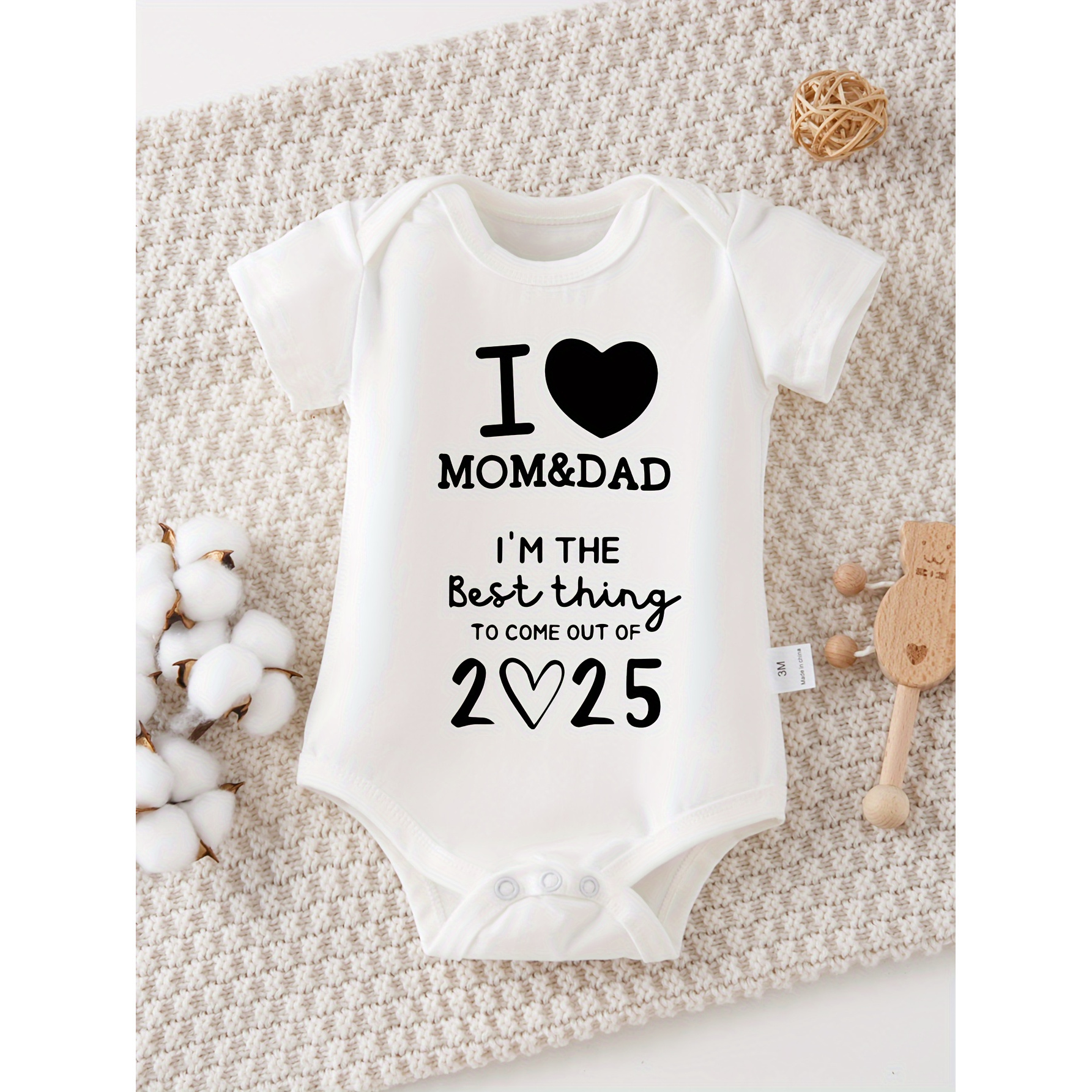 

Cotton Baby Jumpsuit, Casual Letters And Heart Shape Printed, Soft Knitted Fabric, Regular Fitted Round Neck Jumpsuit, Suitable For 2-25 Months Baby, Suitable For Outdoor Wear