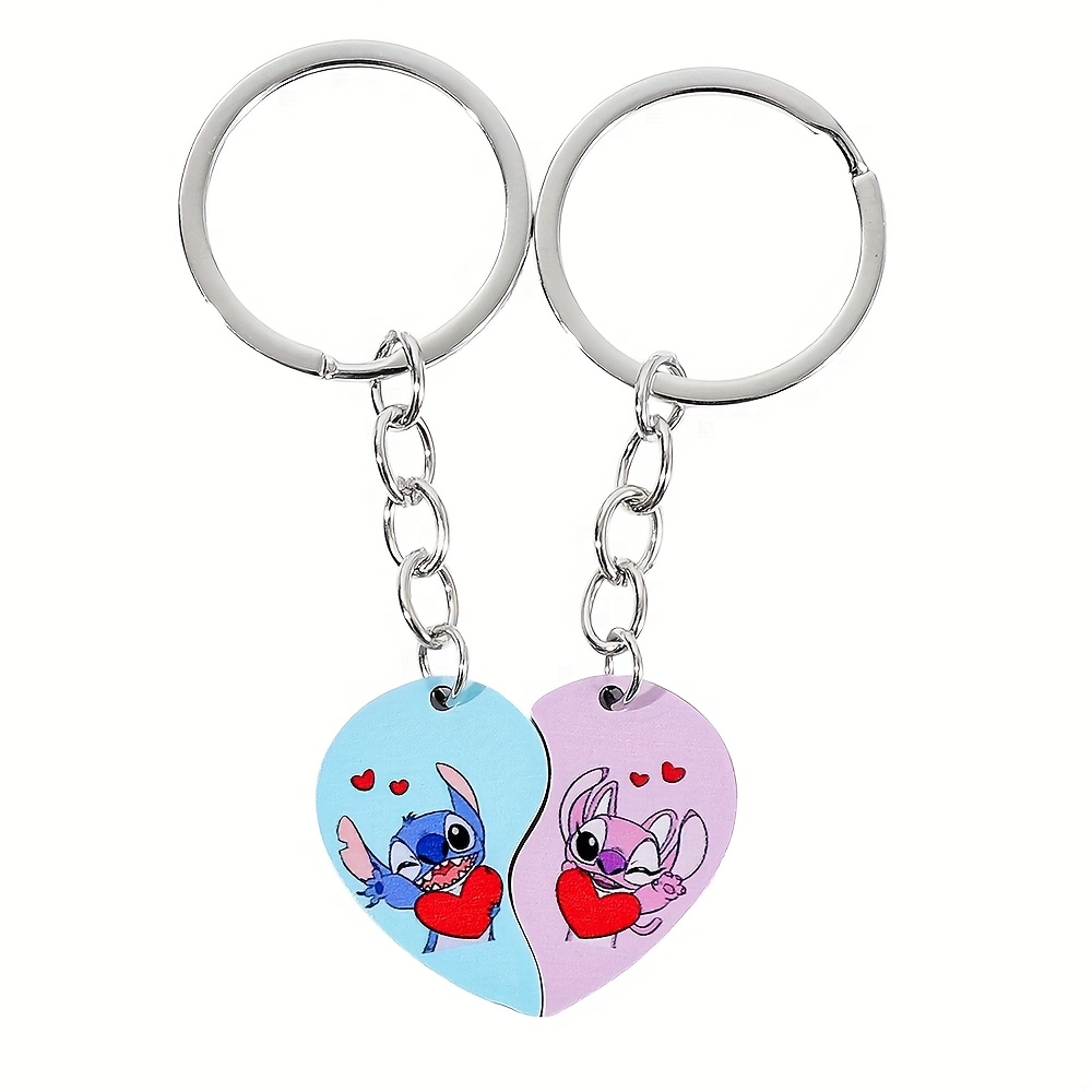 E-shop Disney Stitch und Cartoon Schlüsselanhänger 2er Set, kreative und modische herzförmige Dekoration, geeignet für den täglichen Gebrauch,