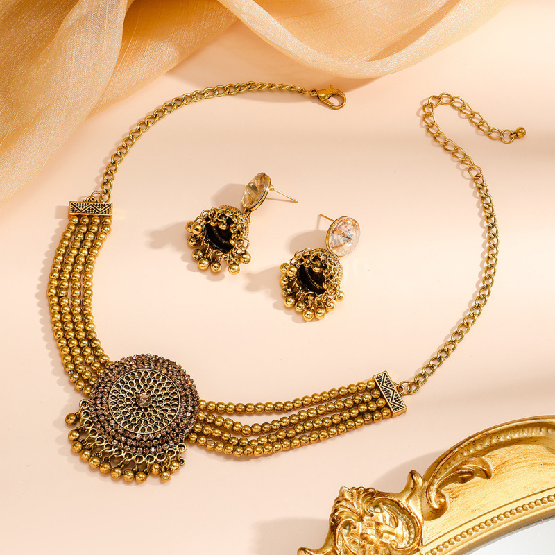 Women's Imitation Pearl Multi-Layer Trendy Necklace, Retro Style
