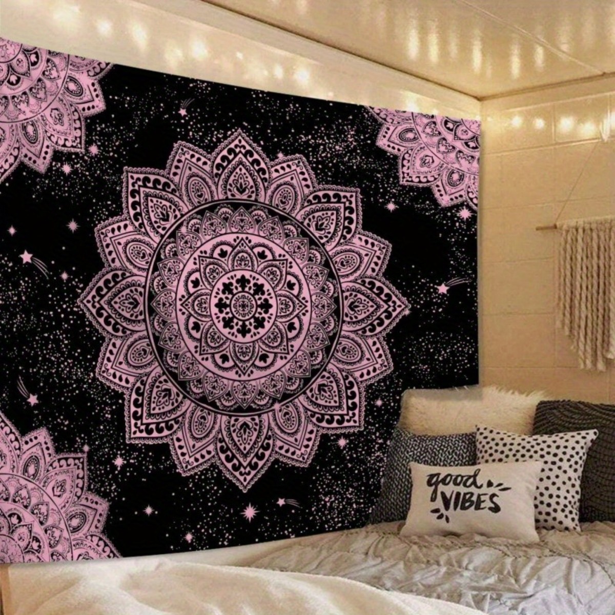TEMU 1pc Black And Red Floral Mandala Wall Tapestry - Light Beige Fabric For Horizontal Hanging Decoration Suitable For Living Rooms, Bedrooms,