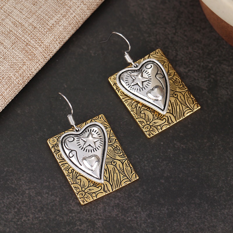 Women's Exquisite Retro Flower Star Pattern Carved Square Pendant Earrings