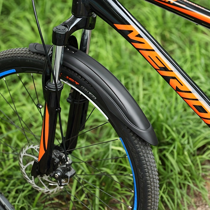 Set of Mountain Bike Fenders - Black Plastic, Compatible with Any Bicycle, Comes with 2 Fenders, Mounting Brackets, And Screws