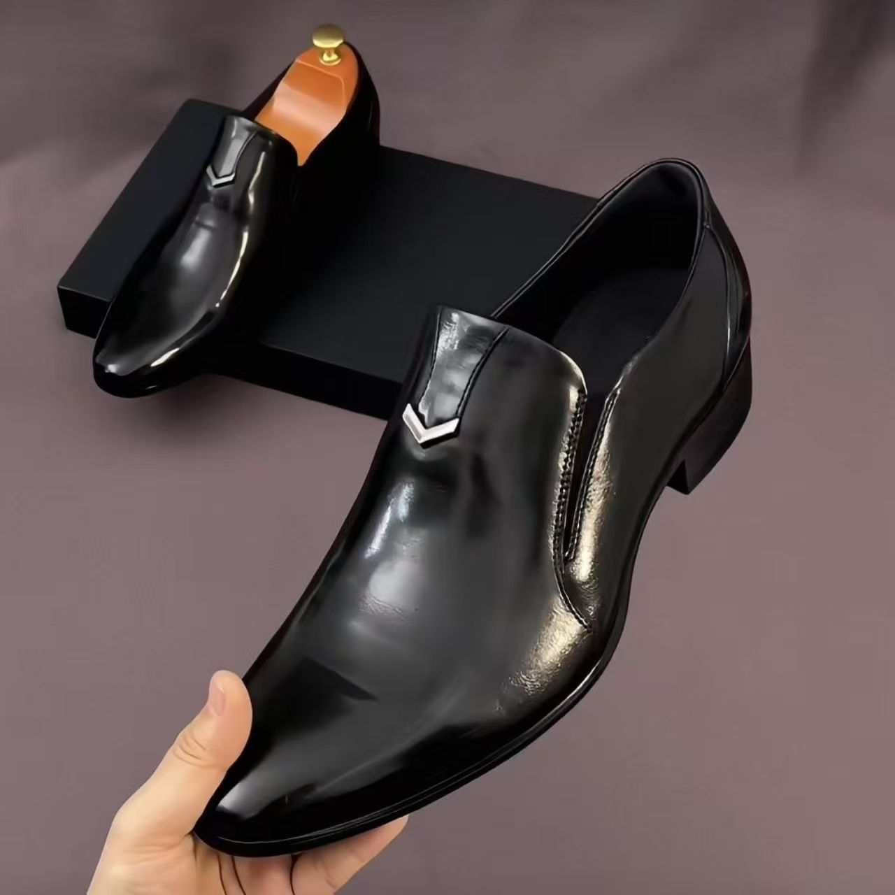 Image of Business Casual Men's Shoes, Pointed Toe Slip-on, Wear-resistant, Breathable, Comfortable Men's Shoes For Suits, Formal Wear, Weddings, Slip-on