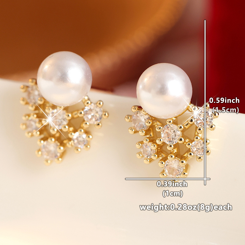 Women's Elegant Hollow Stud Earrings with Imitation Pearl
