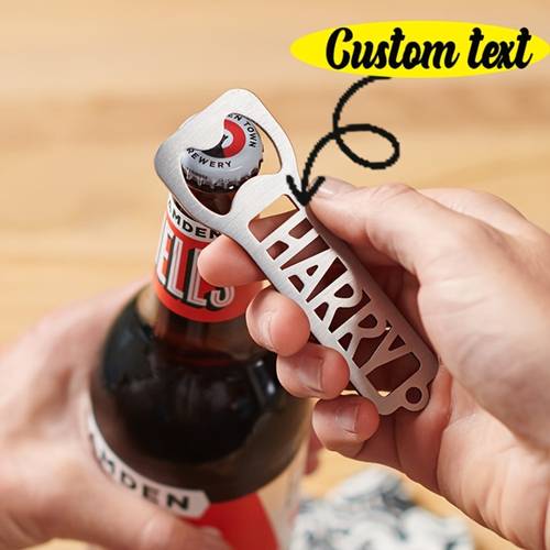 personalisierter edelstahl-flaschenöffner - graviert mit einem namen, mit ausgeschnittenem buchstabendesign. langlebiges rostfreies bierzubehör; ideales geschenk für männer zu vatertag, weihnachten, halloween oder thanksgiving als party-trinkzubehör – kunsthandwerkstück