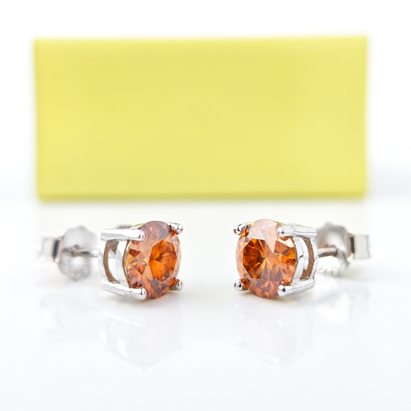 Men's/Women's 0.5/1/2 Carat Silver Moissanite Stud Earrings