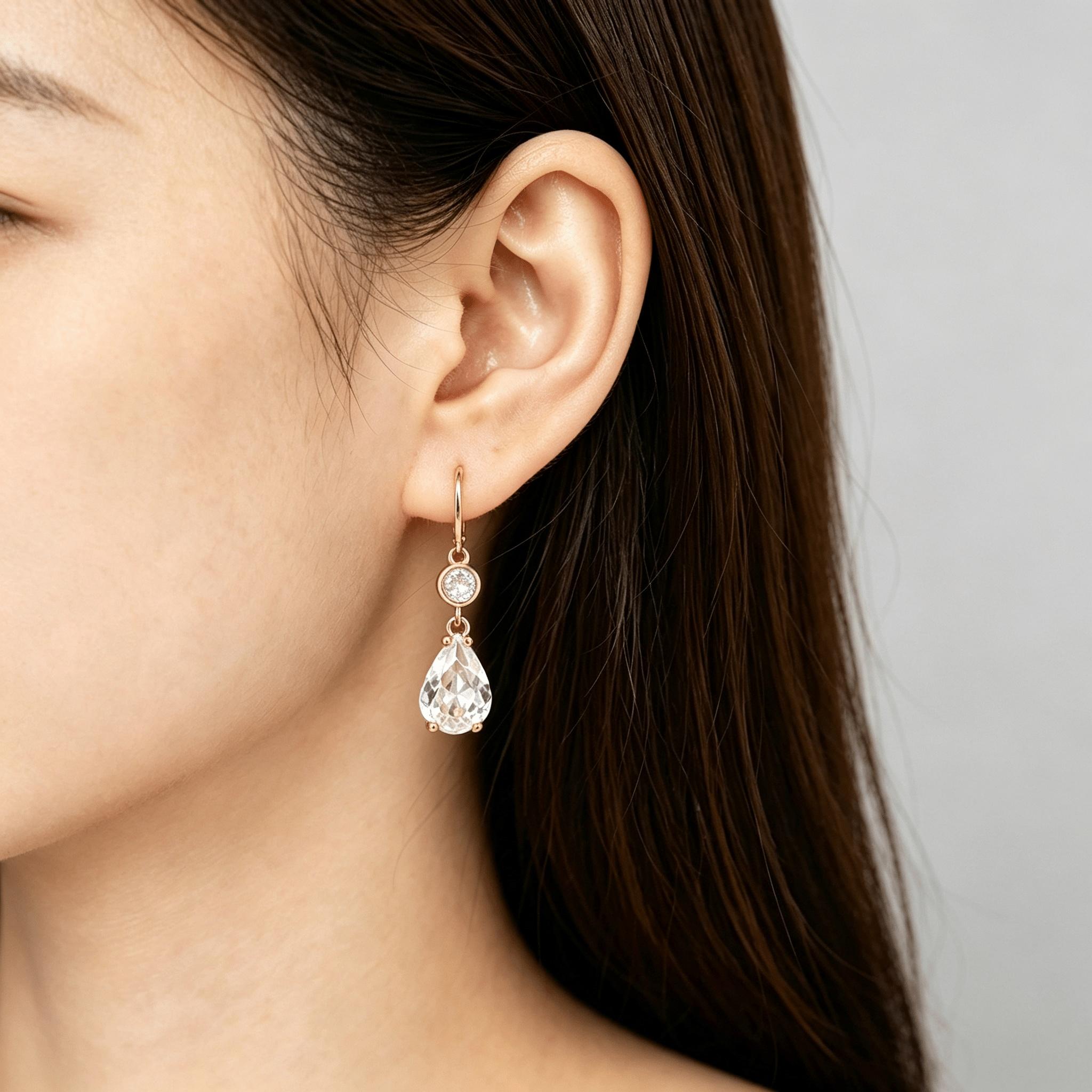 Women's Sparkling Water Drop Synthetic Zirconia Dangle Earrings