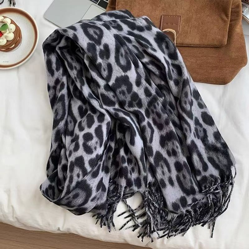 Retro Leopard Print Fringed Scarf For Women's Winter, Thickened And Warm Scarf