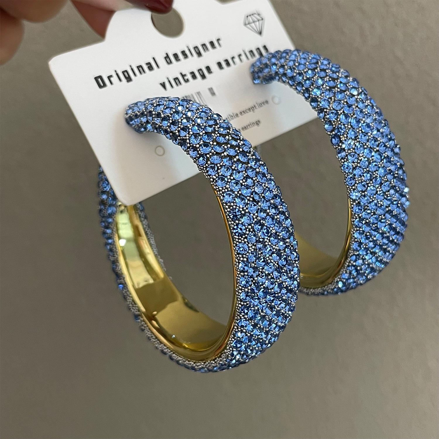 TEMU 1 Paire de Boucles d'Oreilles C-Hoop Dorées Pavées en , Boucles d'Oreilles Célebres et Épaisses avec Champagne, Bijoux Tendance pour Femmes