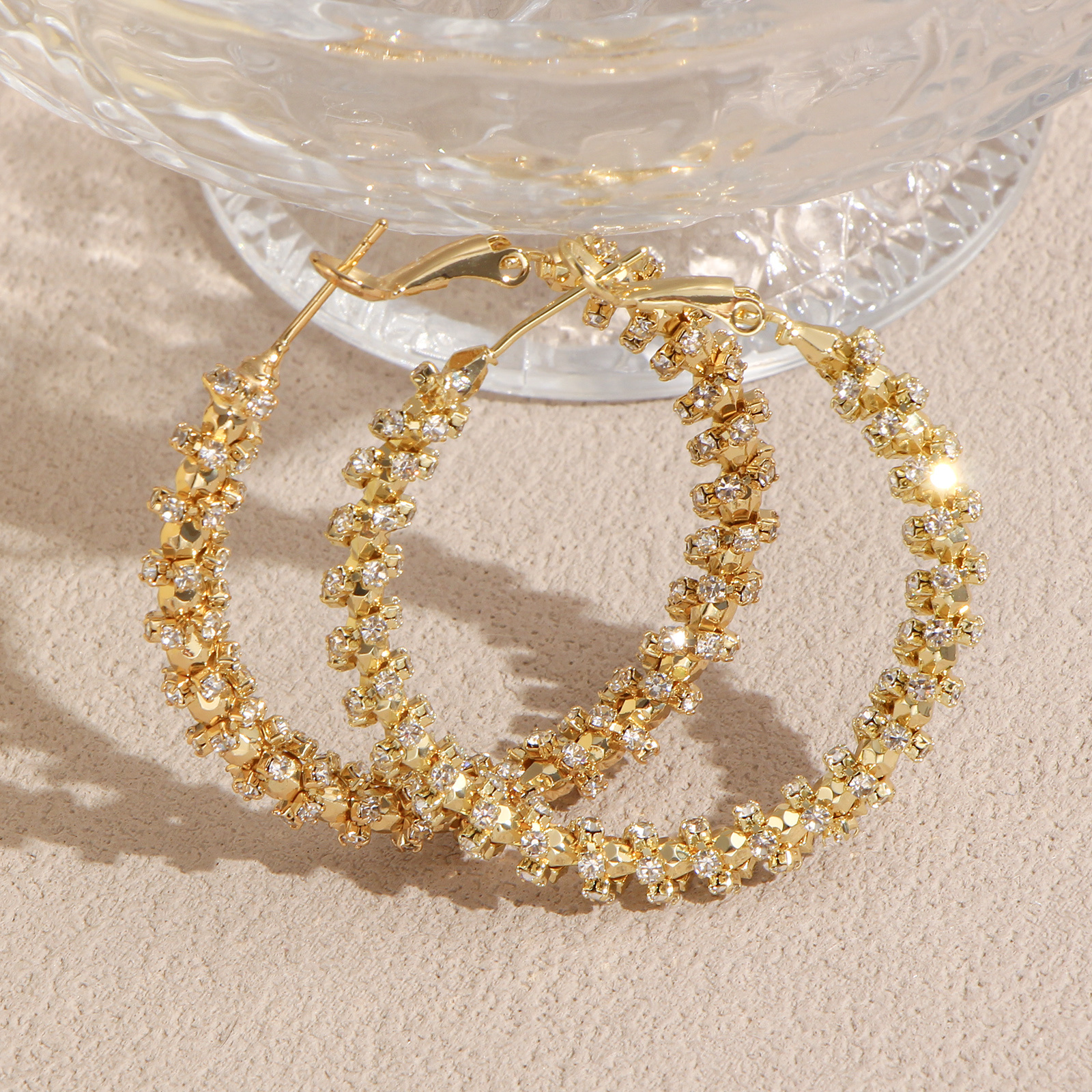 Image of 1 Pair Golden Plated Crystal Cluster Hoop Earrings For Women Trendy Fashion Jewelry Sparkling Daily Wear Party Gift Additions Elegant Versatile Floral Gift Daily Wear Party Gift