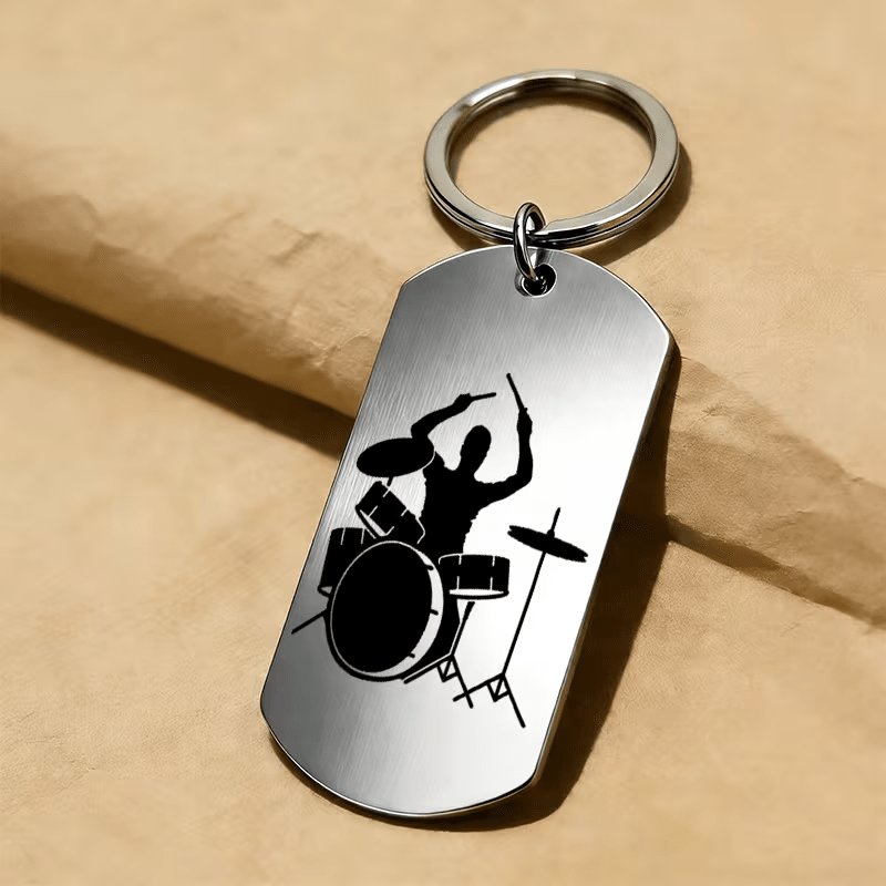 TEMU 1pc Package, Porte-clés en métal avec motif "Batterie de batterie jouant", Pendentif de voiture de style militaire, Porte-clés en métal exclusif