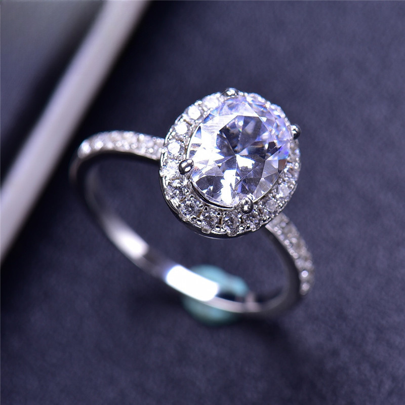 Oval Moissanite Engagement Ring 1.5-2 Carat S925 Sterling Silver
