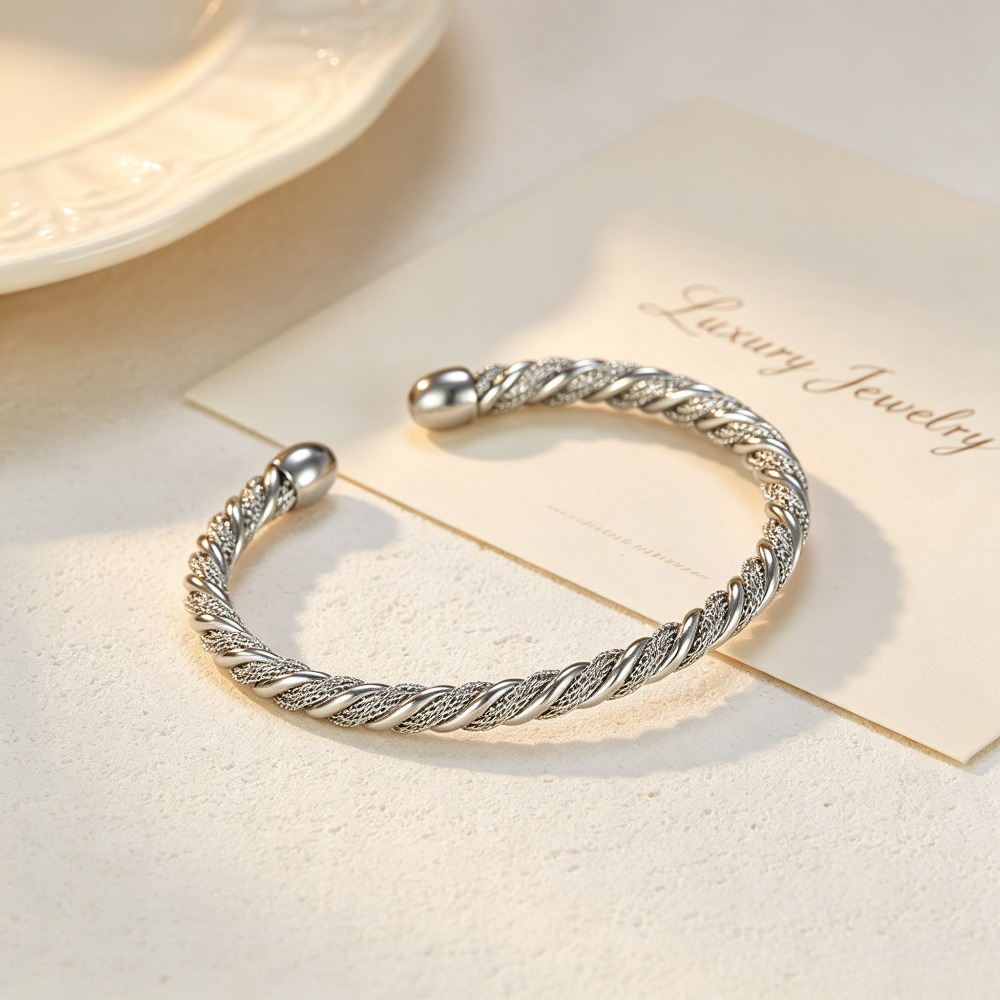TEMU 1 bracelet en acier inoxydable métallique texturé de C, bracelet facile à ouvrir en torsadant, adapté aux occasions quotidiennes et aux , cadeau