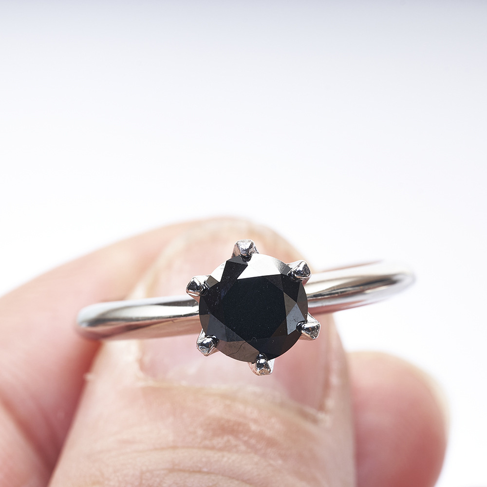 Stylish Black Moissanite Six-Clawed Ring in 925 Silver