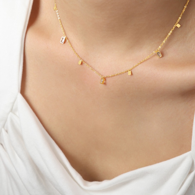 Elegant Square Pendant Necklace with Synthetic Zirconia