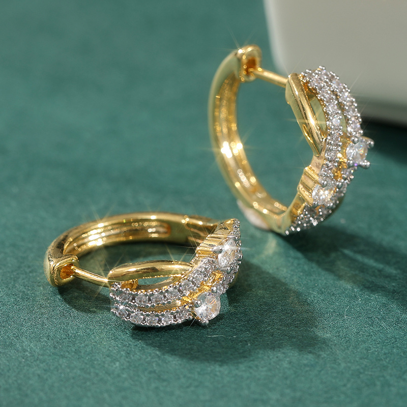 Women's Bright Golden Intertwined Hoop Earrings