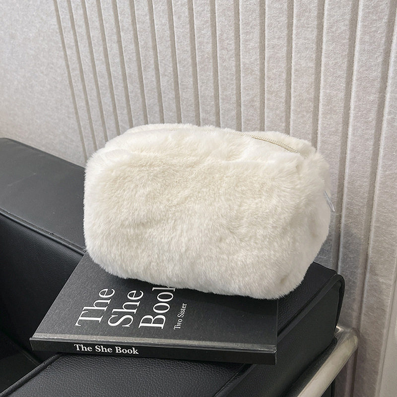 TEMU A Cute Plush Cosmetic Storage Bag | Minimalist Nylon Makeup Pouch, Ideal For Travel And Students, Soft And Fluffy, Large Capacity, Suitable For