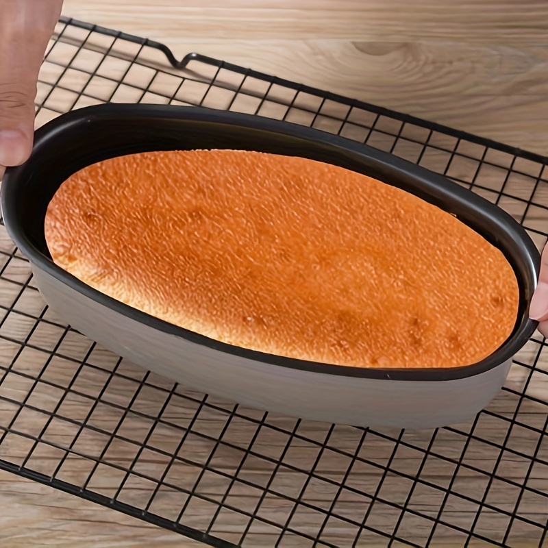 https://img.kwcdn.com/product/oval-cake-pan/d69d2f15w98k18-1424a797/Fancyalgo/VirtualModelMatting/2fc8c00ffe8379551907d2acc6a4c99e.jpg