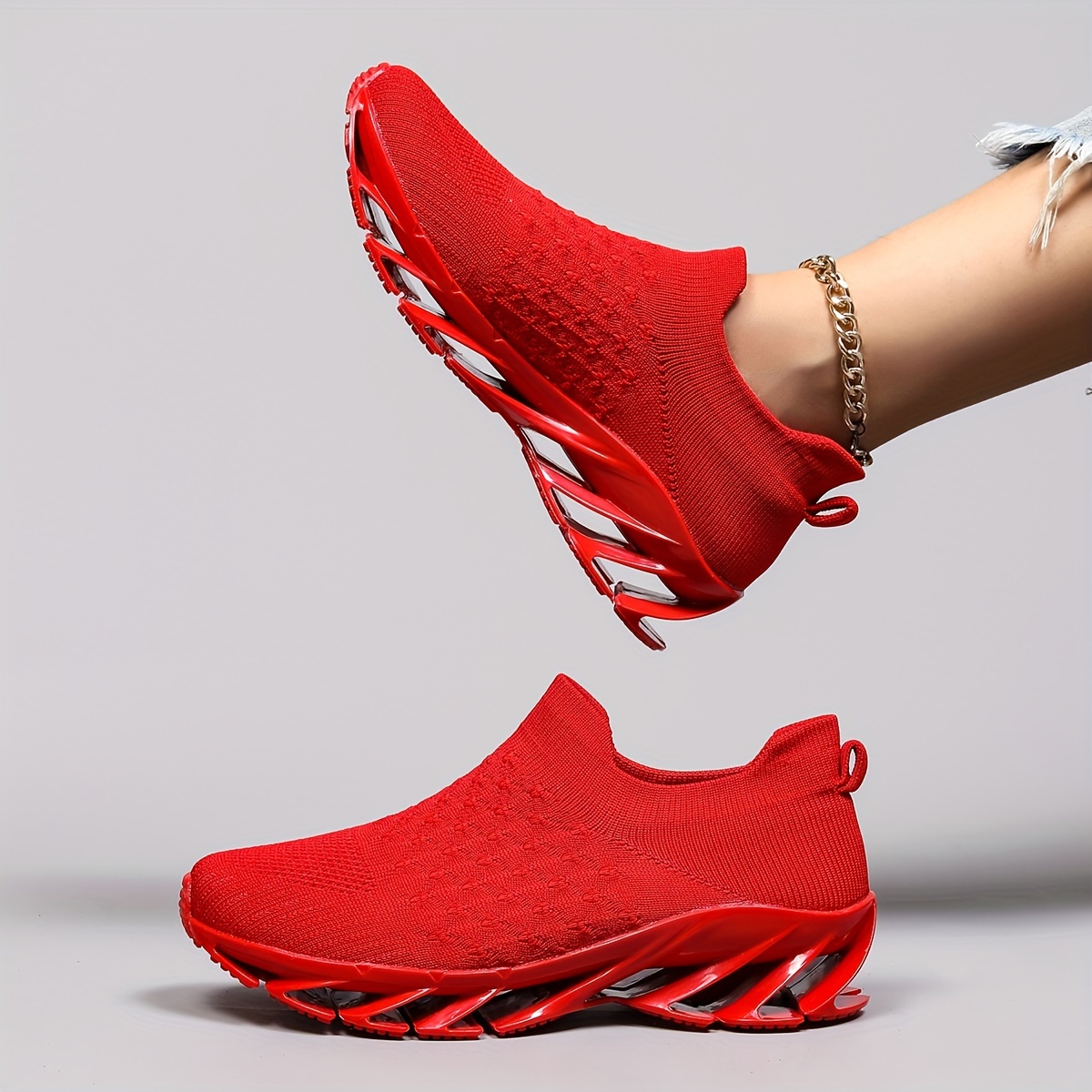 Red bottom cheap running shoes