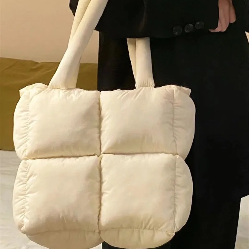  Quilted Tote Bag for Women Puffer Bag Quilted Bag Lightweight Puffy  Tote Bag Cloud Pleated Crossbody Bag Quilted Padding Shoulder Bag Padded  Hobo Crossbody Bag Zip Closure : Clothing, Shoes 