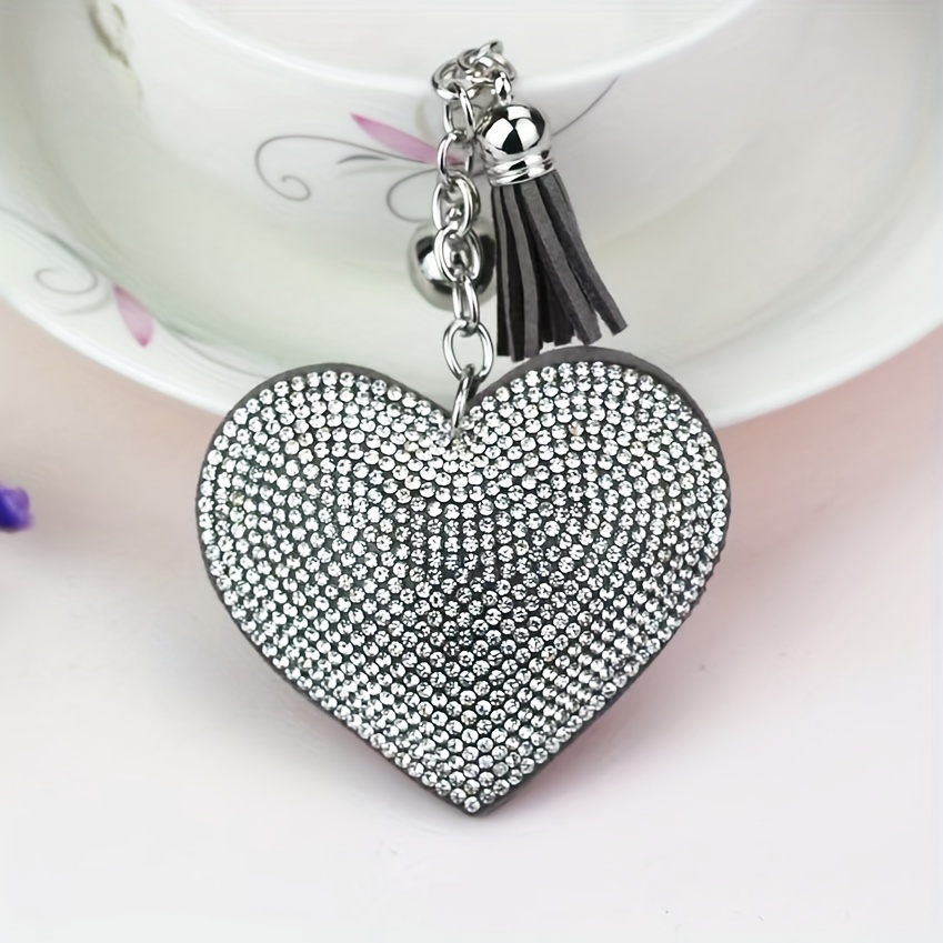 1pc Unisex Simple Leather Heart-Shaped Keychain, Heart Pendant For Couple  Gift, Bag Decoration Car Accessaries Women Key Chain Charms