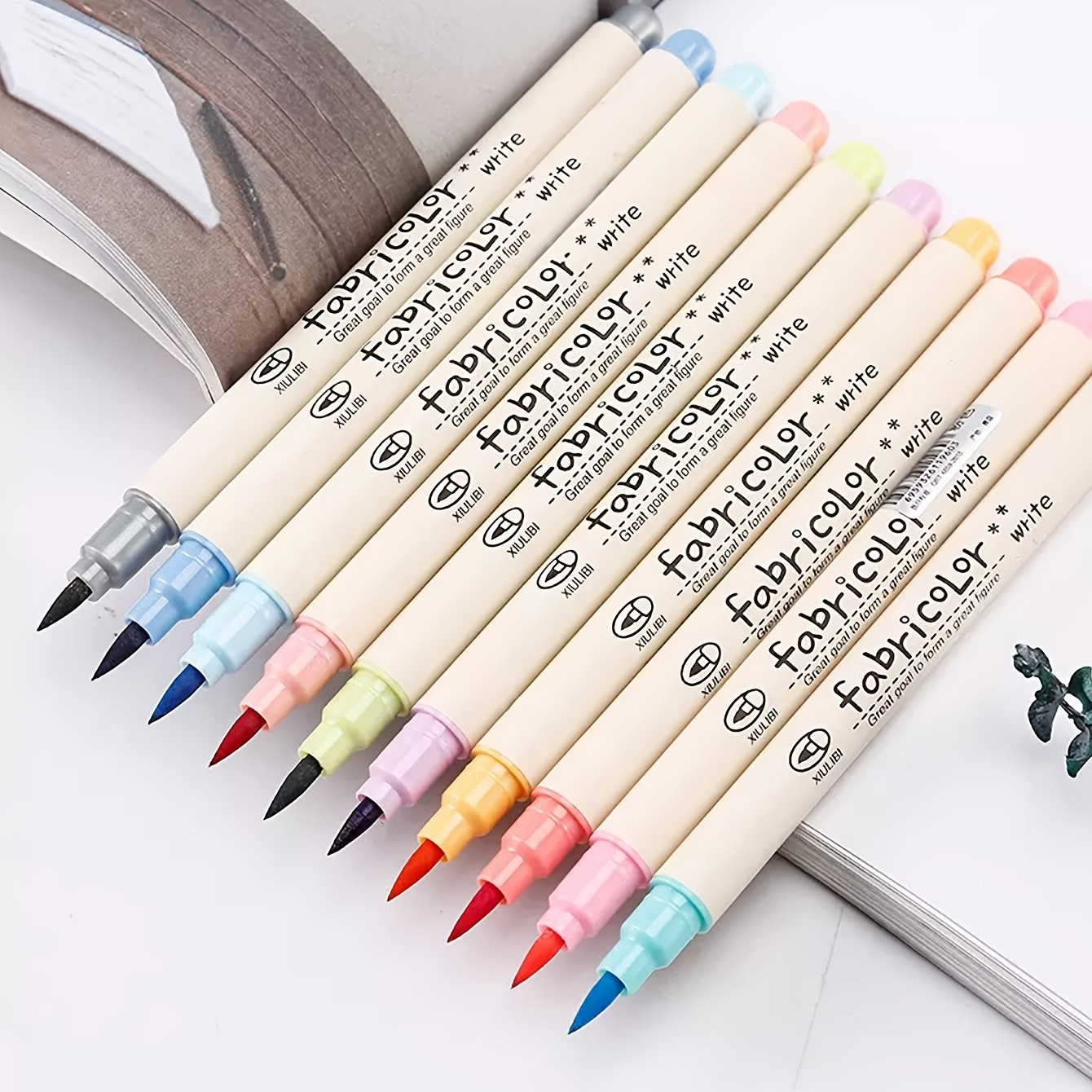 Dual Tip Brush Pens Double-Sided Pigment Based (Non Acrylic) Brush Markers,  36 Colors Art Set with Zipper Case Flexible Brush and 0.4mm Fineliner 