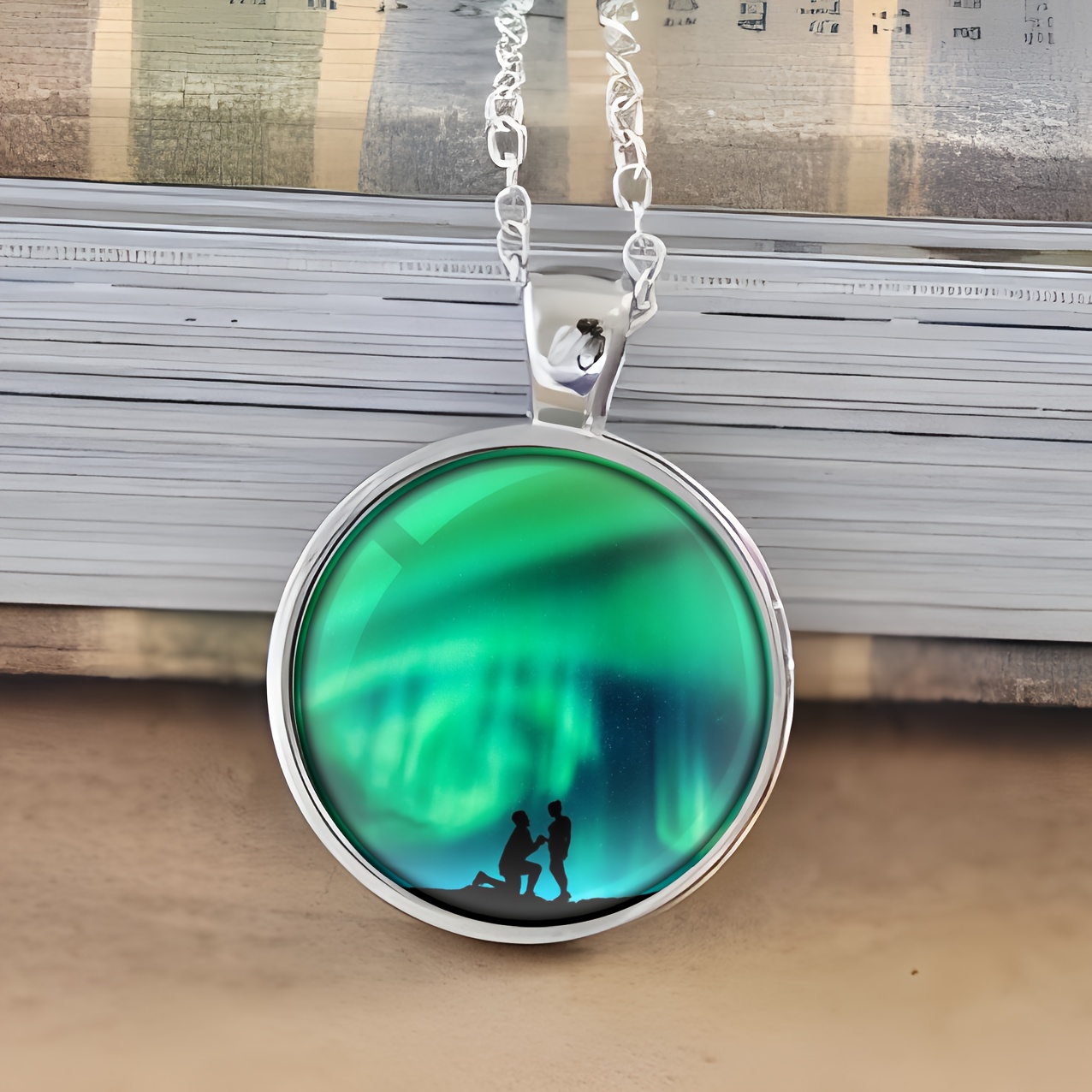 Northern Lights Glass Crystal Luminous Necklace Pendant Glowing Necklace  Glow In Dark Jewelry Astronomy Gift